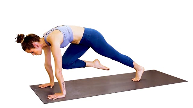 Yoga Workout Intermediate | Chelsey J...