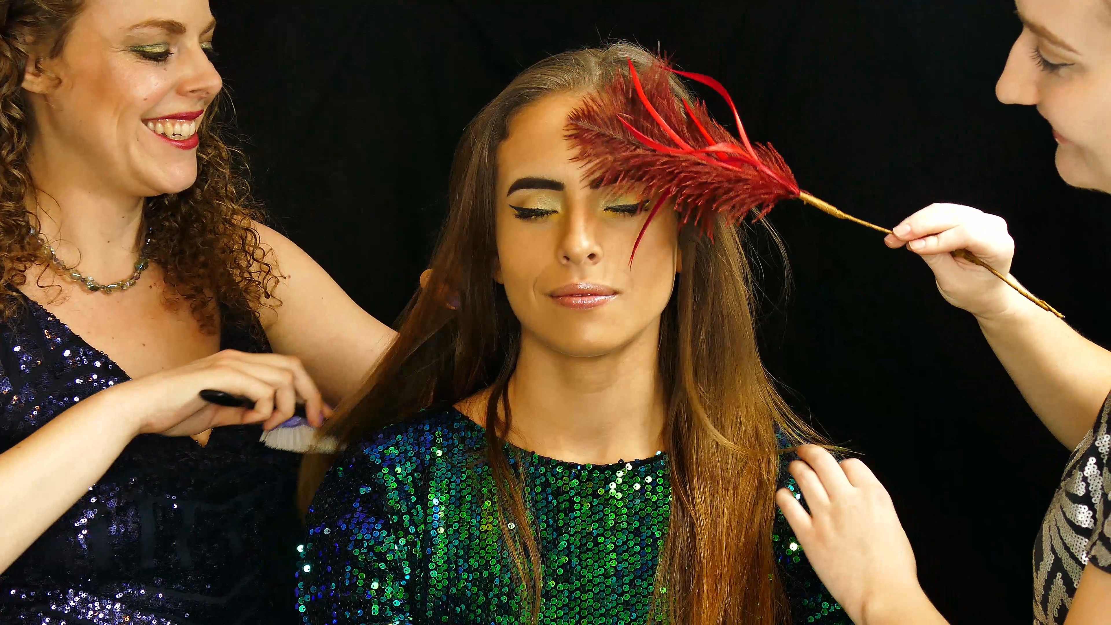 Corrina & Kristin Pamper Nico (Wide Version)