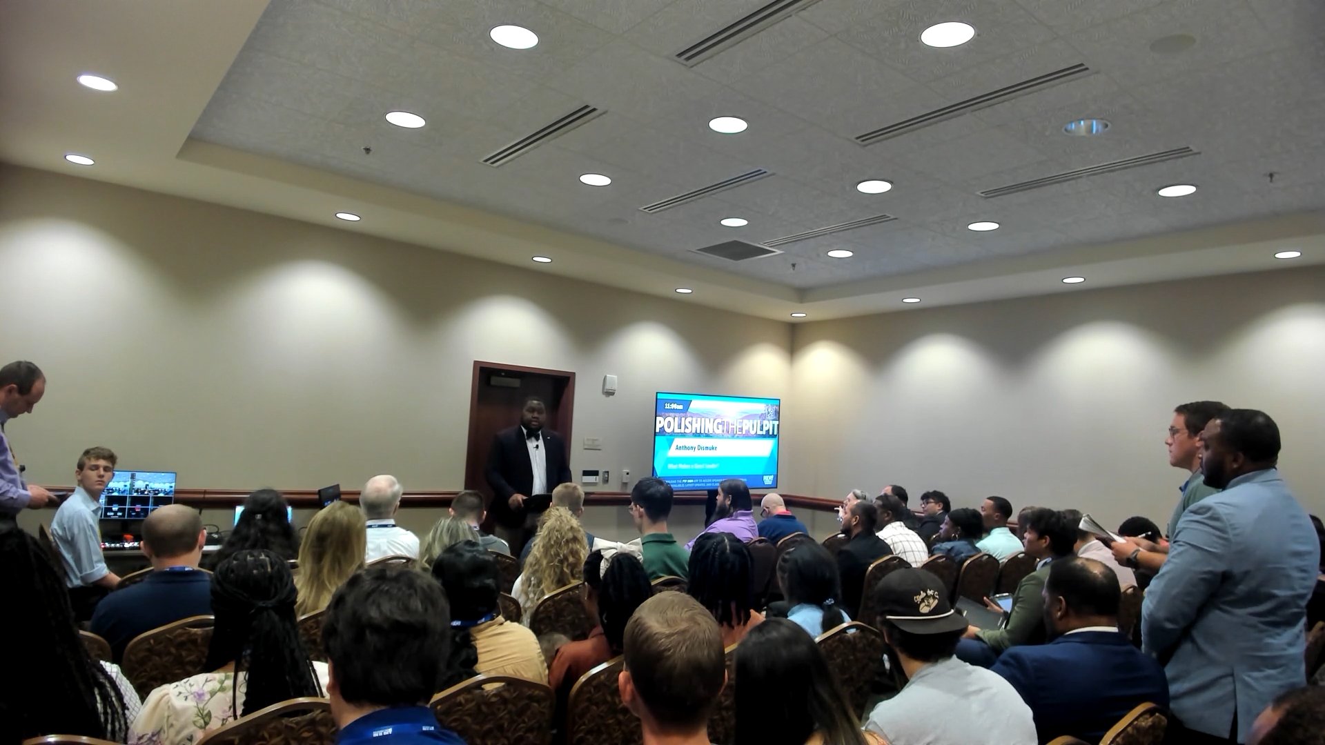 What Makes a Good Leader? | Anthony Dismuke