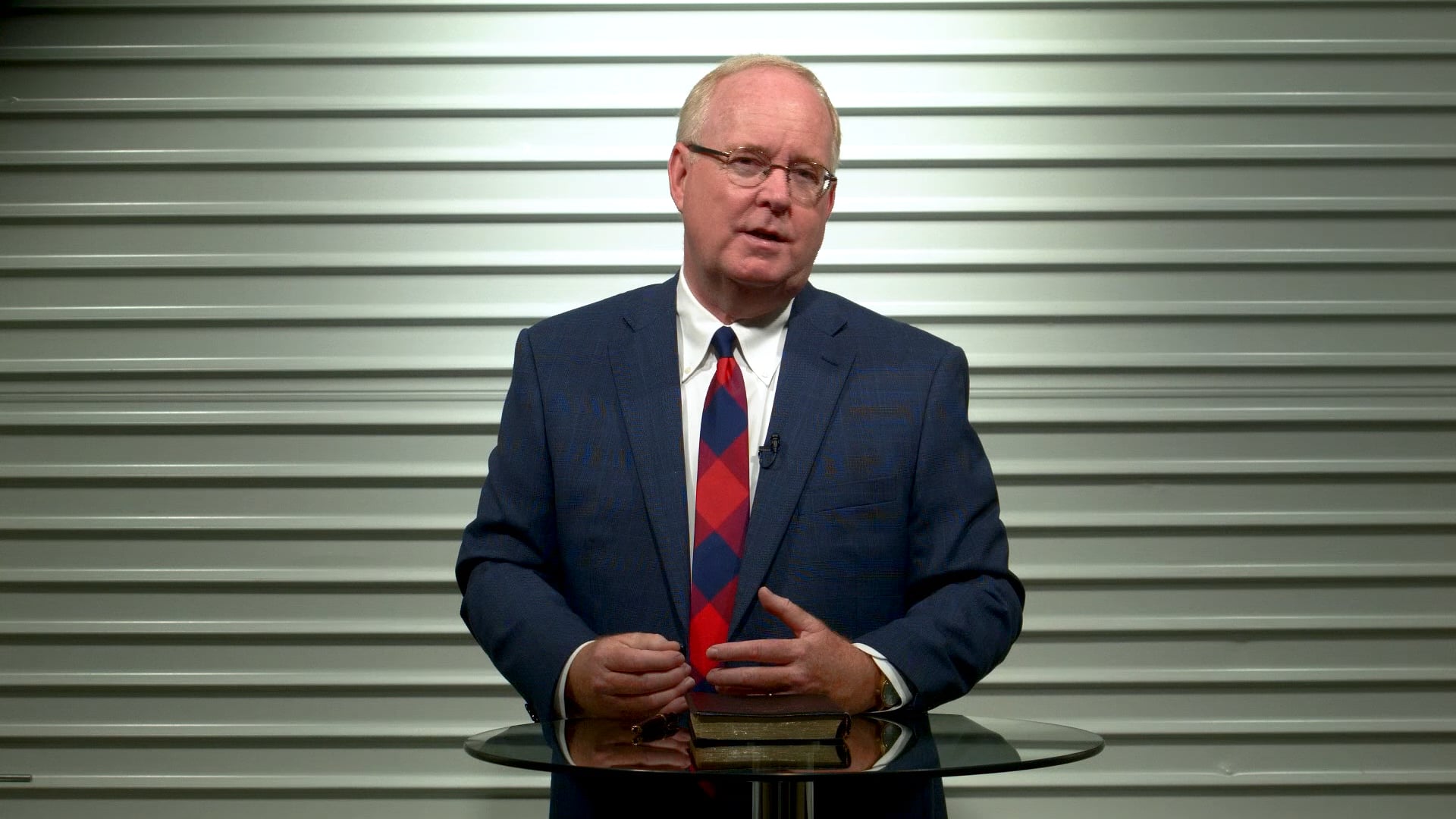 Glenn Colley: Five Scriptures Parents Should Teach Their Teens about Dating