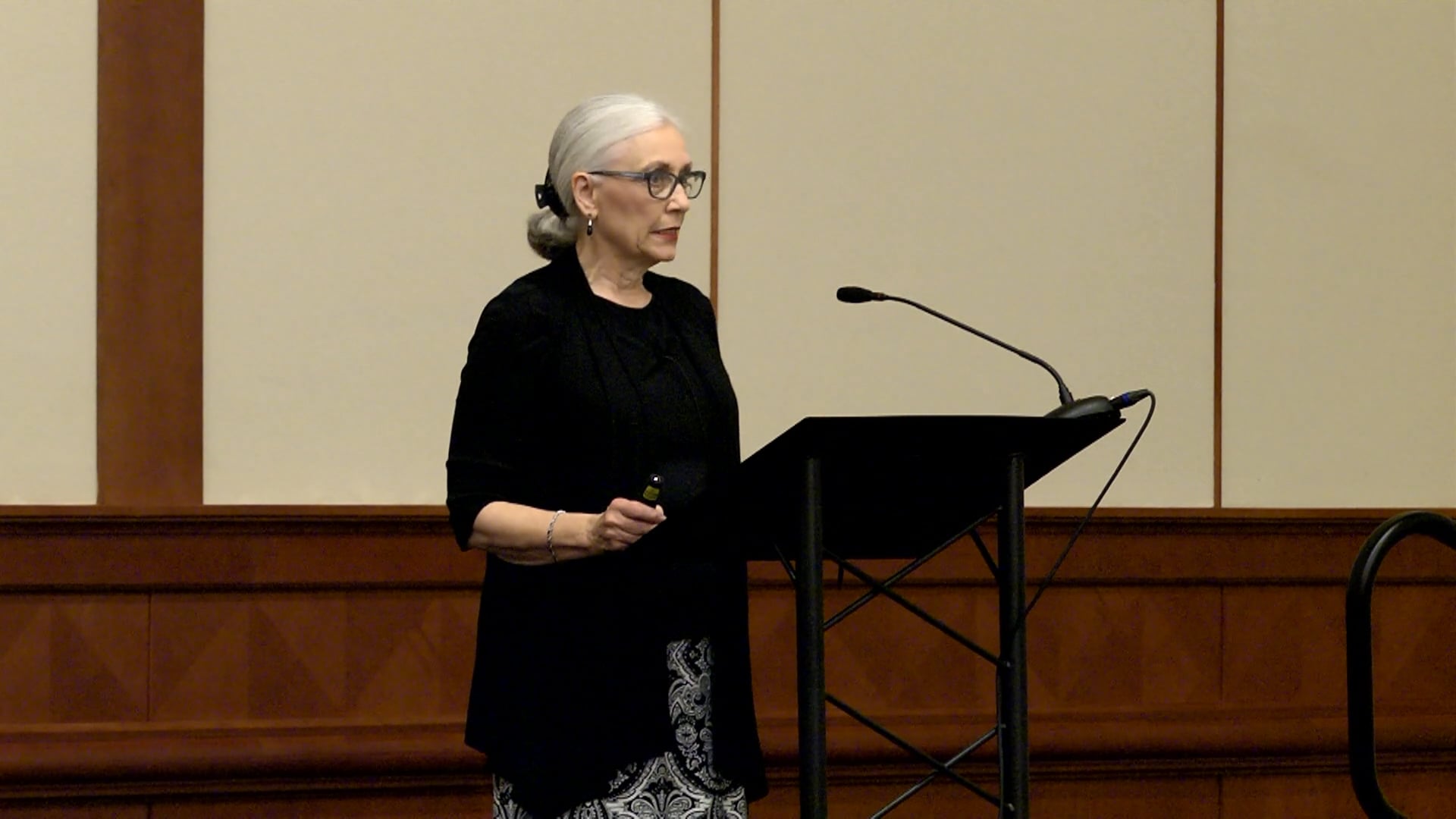 Janis Dearman: Lies Women Believe: On Beauty and Acceptance