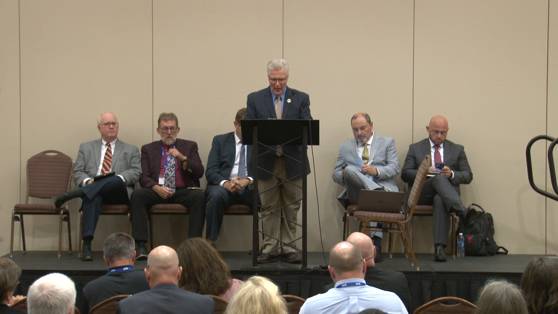 Seven Minutes of Wisdom: Tough Questions  