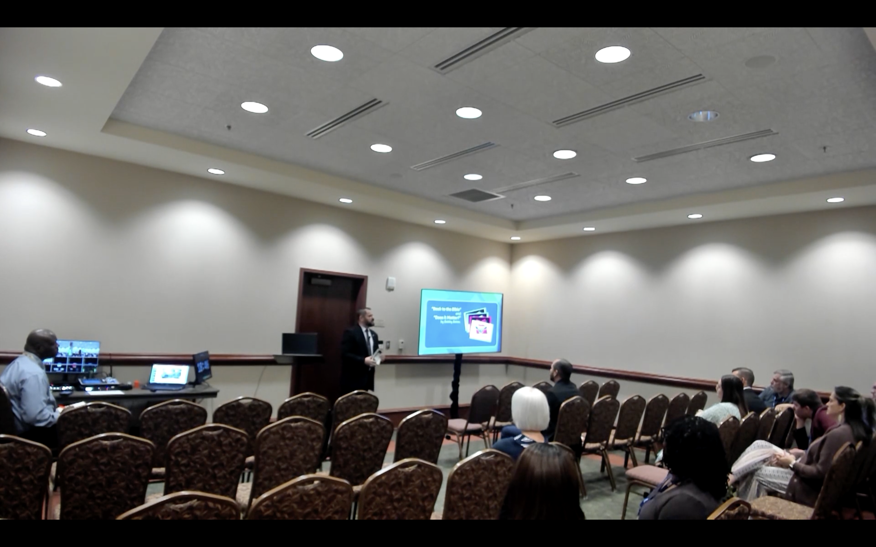 What Is the Spanish Bible School? | Marlon Retana