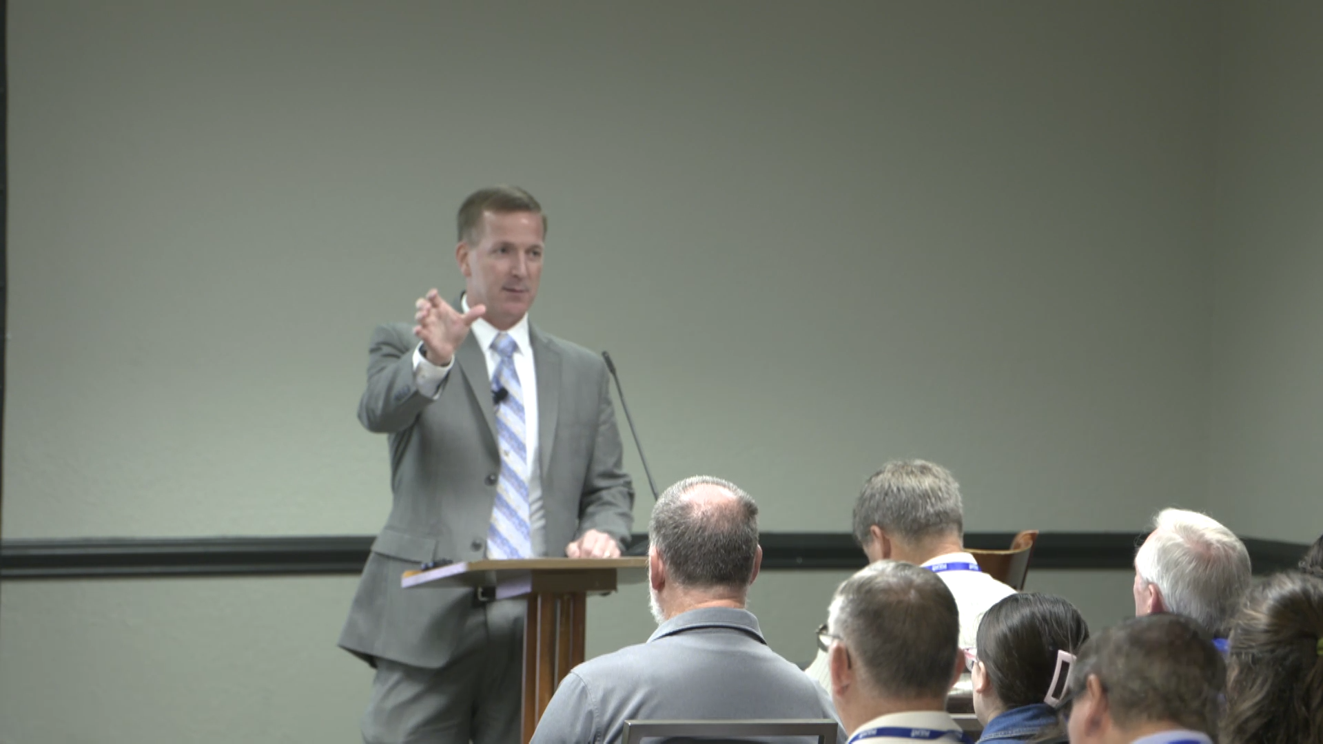 A Dozen Ways to Wake up a Dead Church | Kevin Hahn