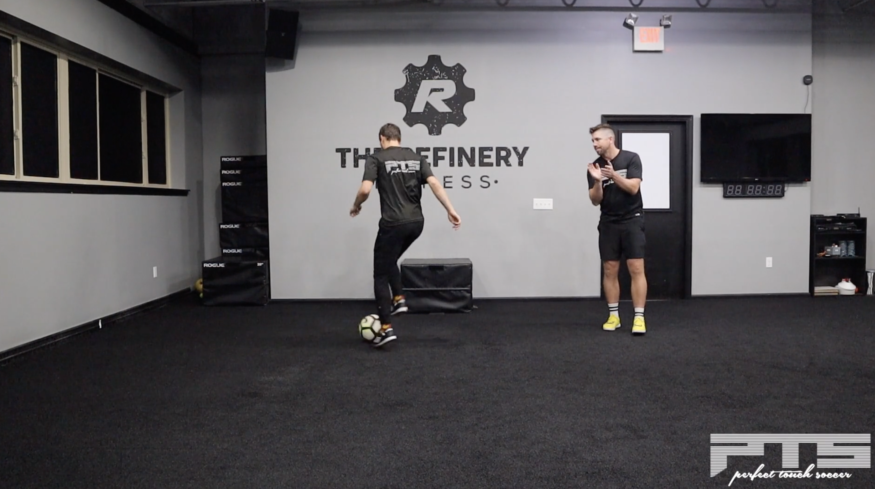 ON DEMAND | PTS | Wall Challenge #24 V Behind to V In Front Single Foot