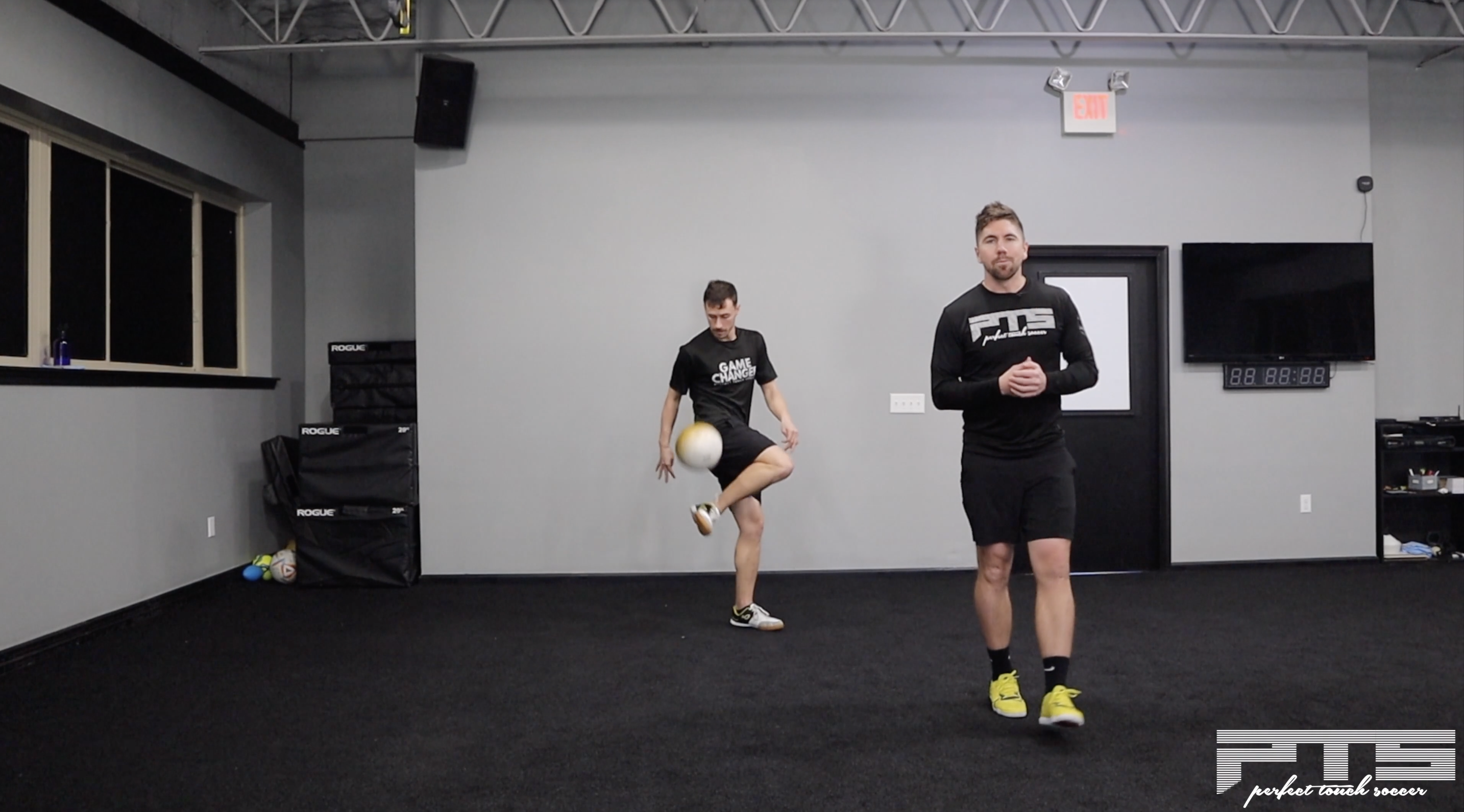 ON DEMAND | PTS | Juggling Challenge | Laces Inside Outside