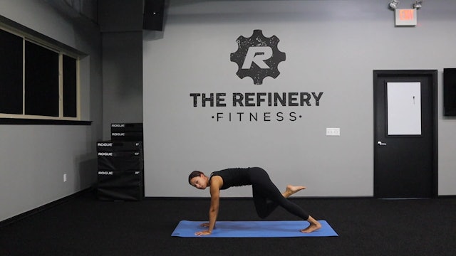 ON DEMAND | PTS | Yoga for Athletes | 10 min | Leg focus