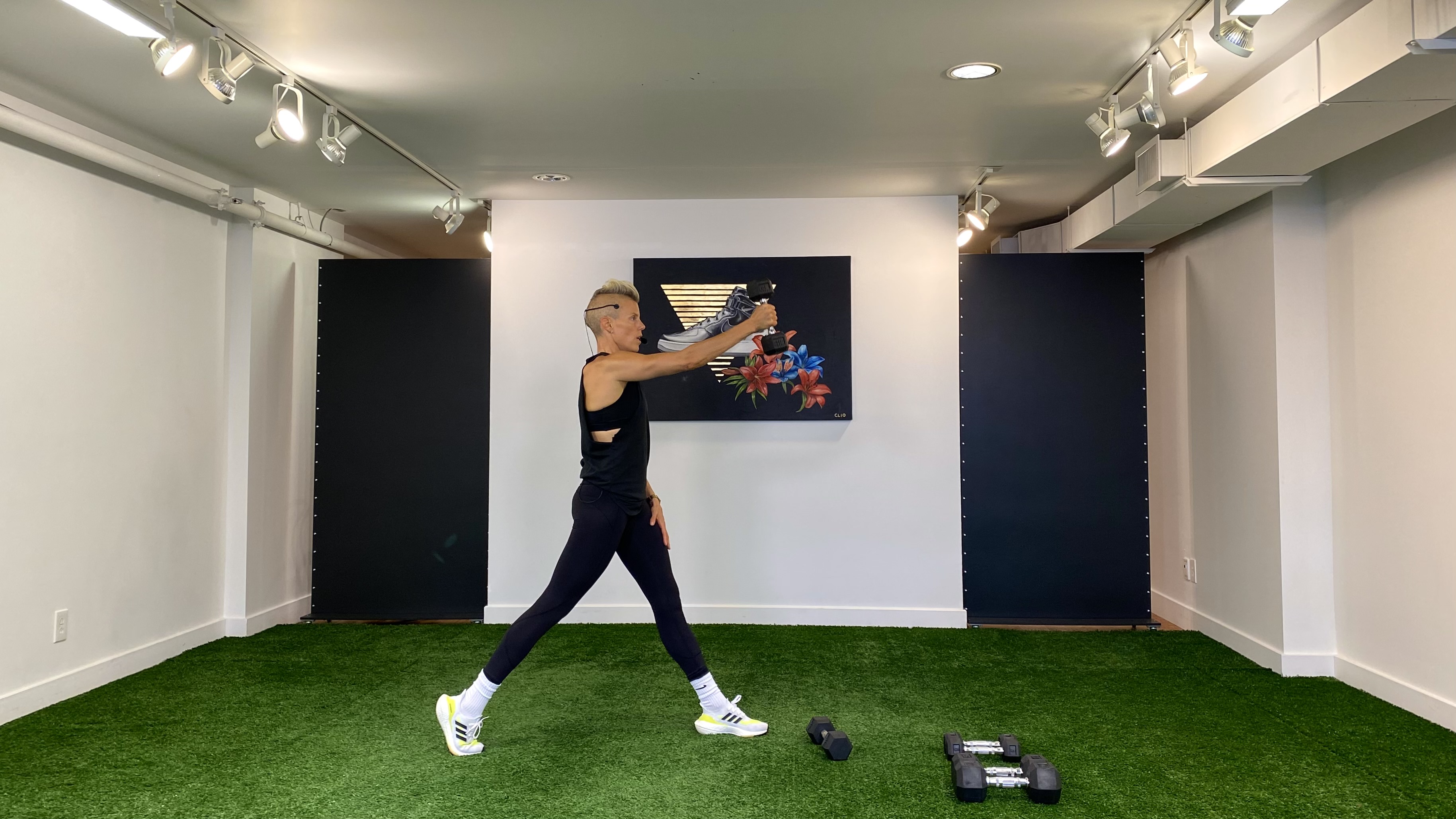 30-min Full Body Strength FOR RUNNERS with VAL