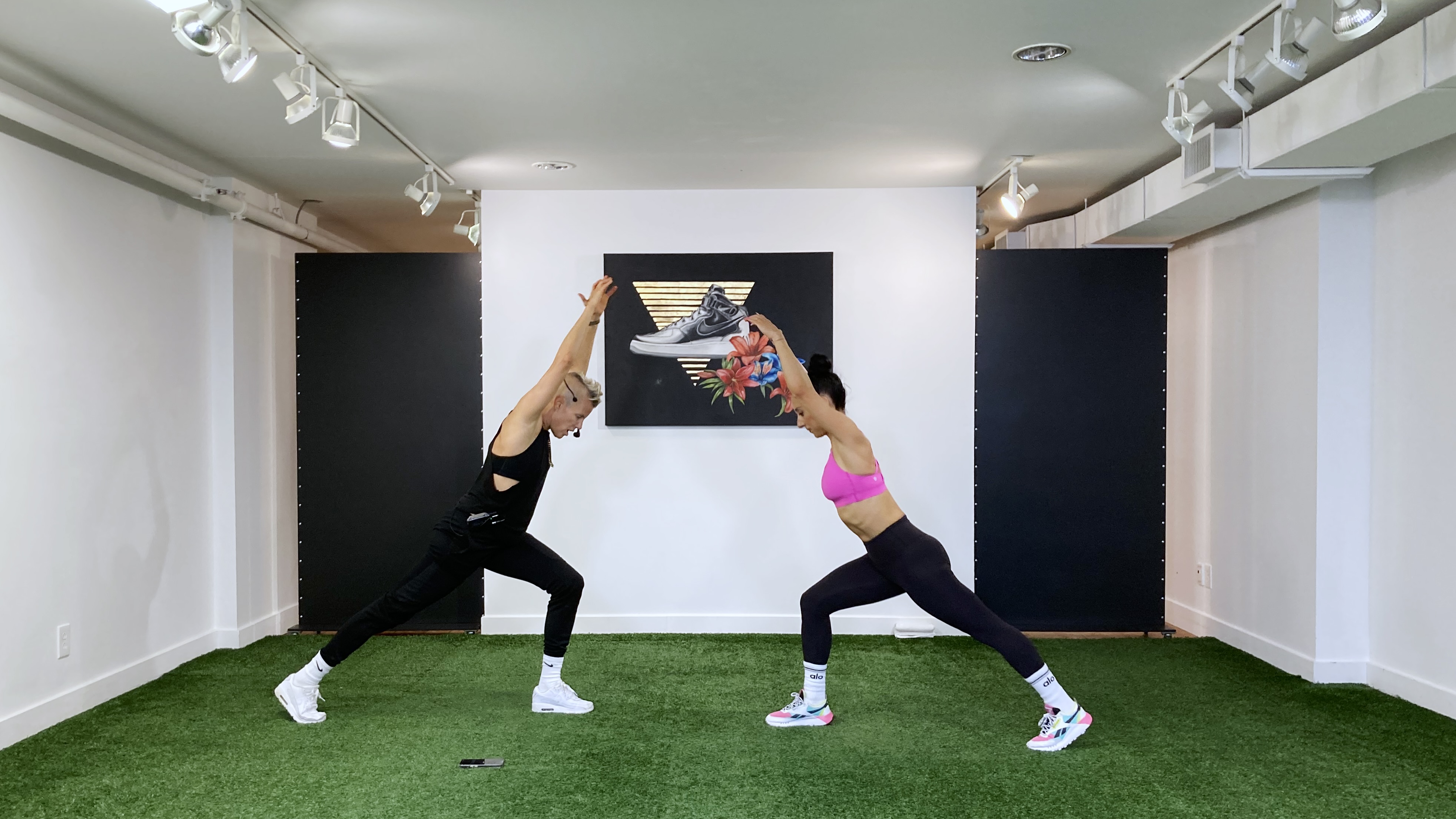 No jumping HIIT - QUICKIE WORKOUT with VAL - #06