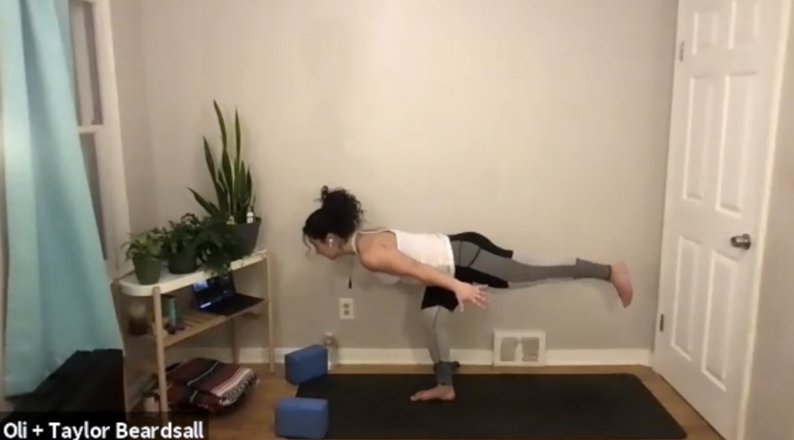 Livestream POP Yoga: Hip Engagement