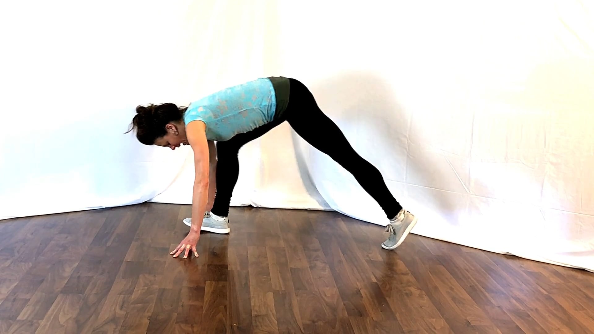 Hip Flexor, Quad and Hamstring Stretch