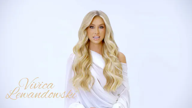 Miss Illinois USA - Official Beyond T...