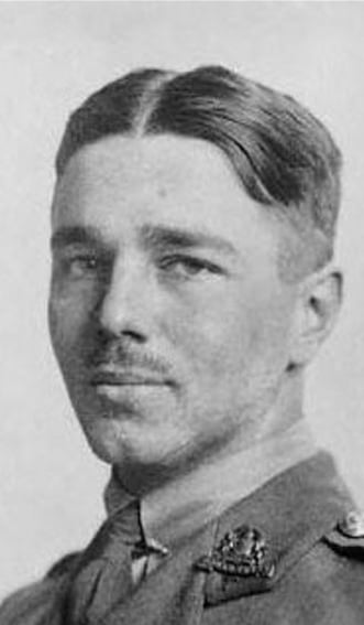 What is meant by the term war poets?