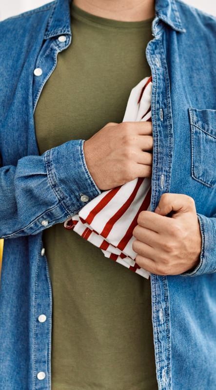 What is kleptomania?