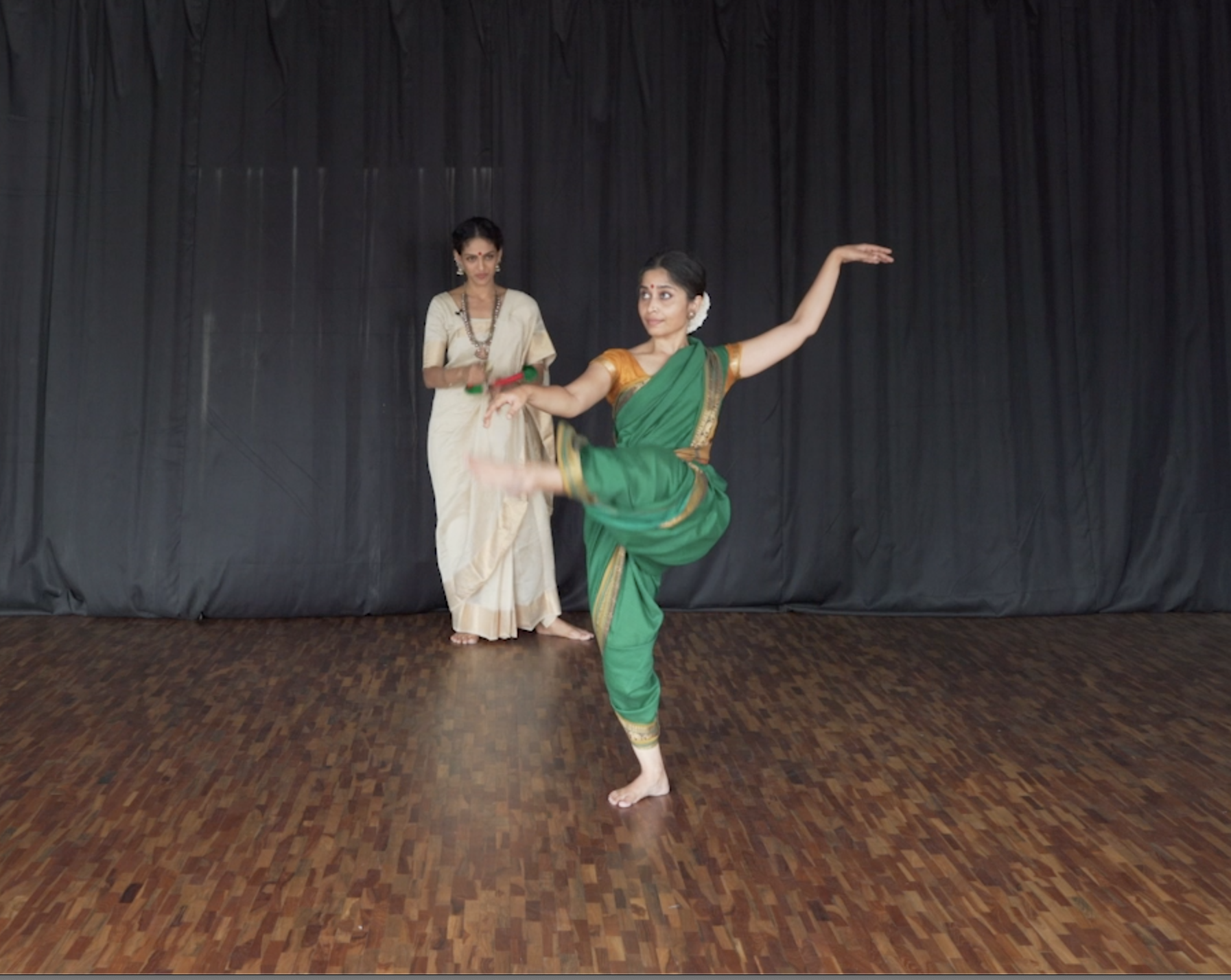 Varnam, "Adi Shivane" : Part 4 A