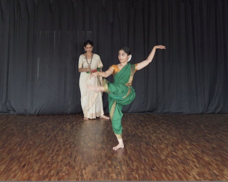 Varnam, "Adi Shivane" : Part 4 A