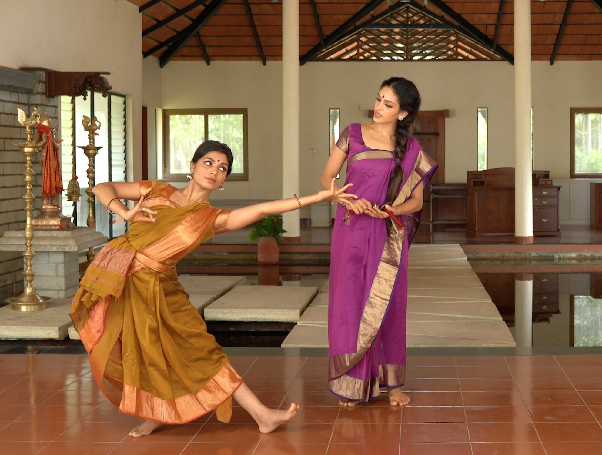 Korwe Adavu (utplavana 1 ) : Instructions