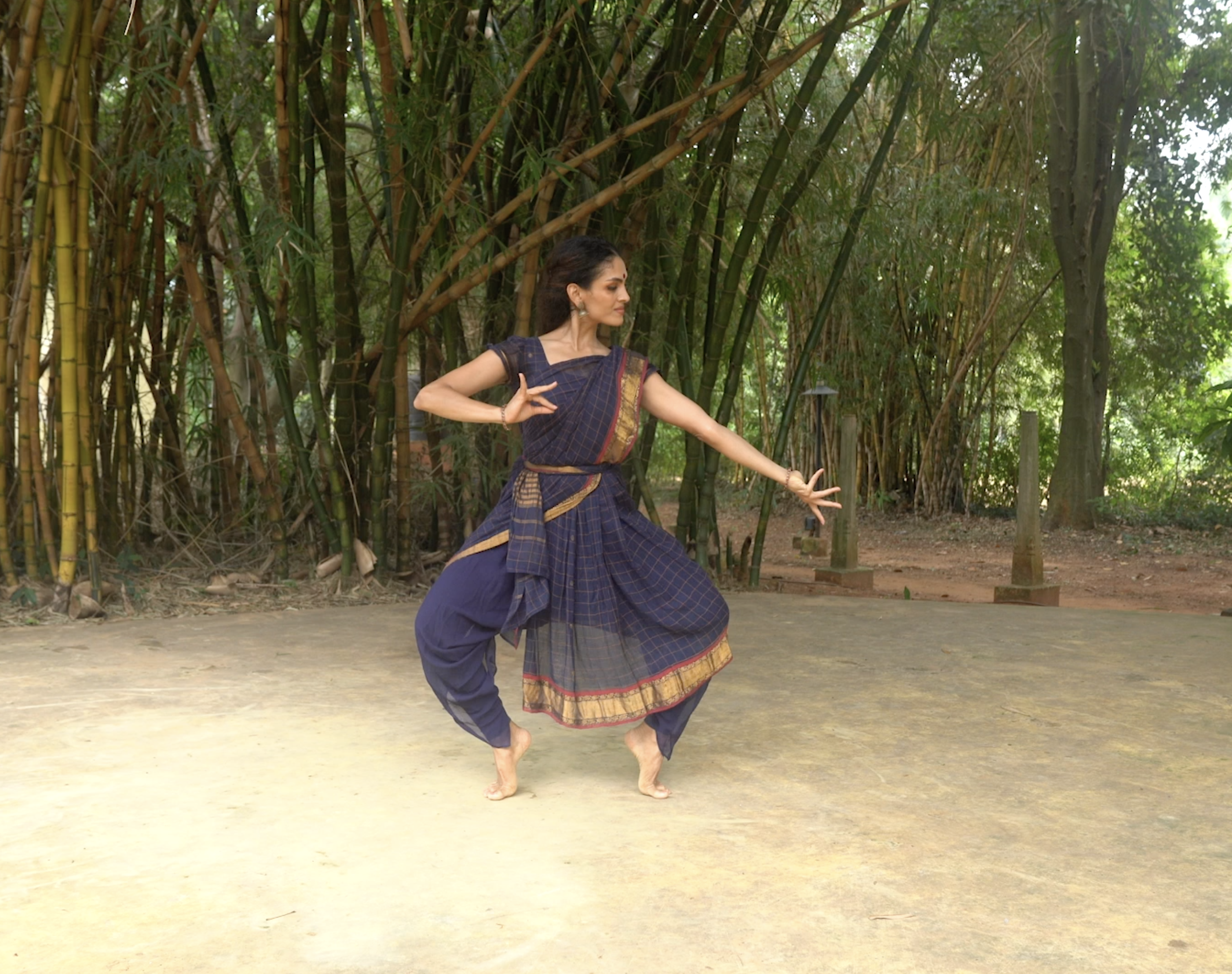 Kuditta Mettadavu: Variations