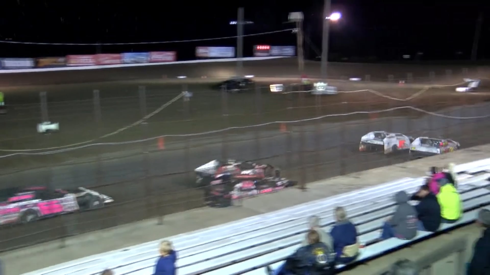 USRA Nationals B-Mod Heats I-35 Speedway 10/13/17