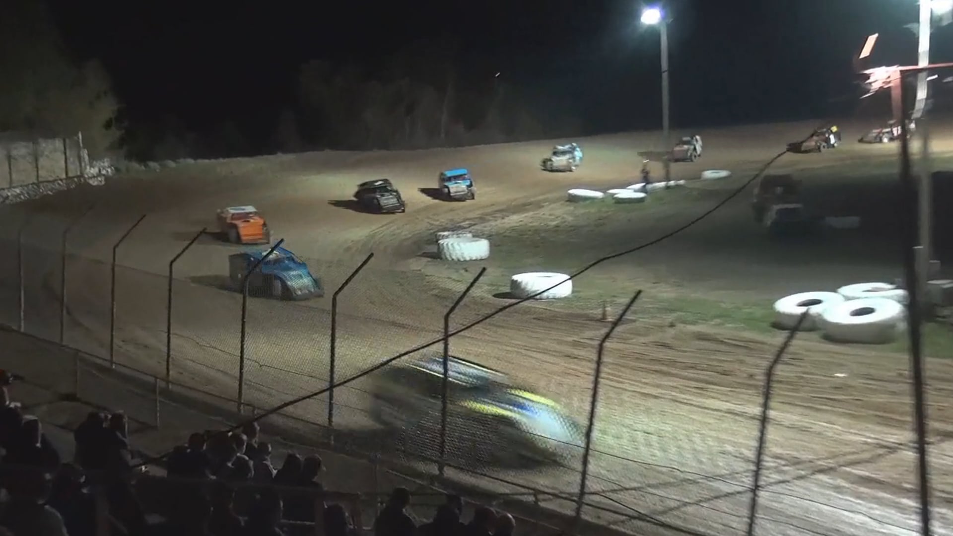 USRA Modifieds A-Main Central Missouri Speedway 4/16/16