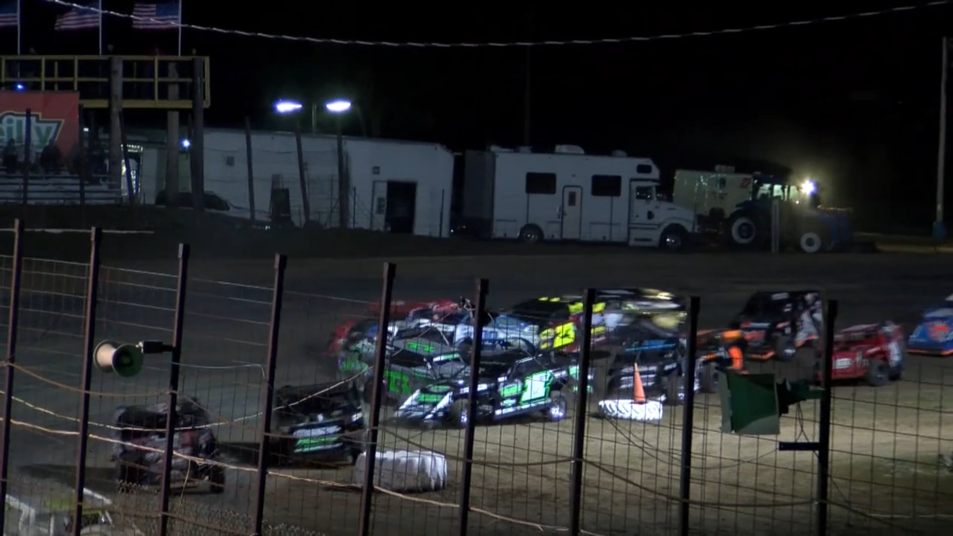 USRA Nationals Modified A-Main I-35 Speedway 10/12/17