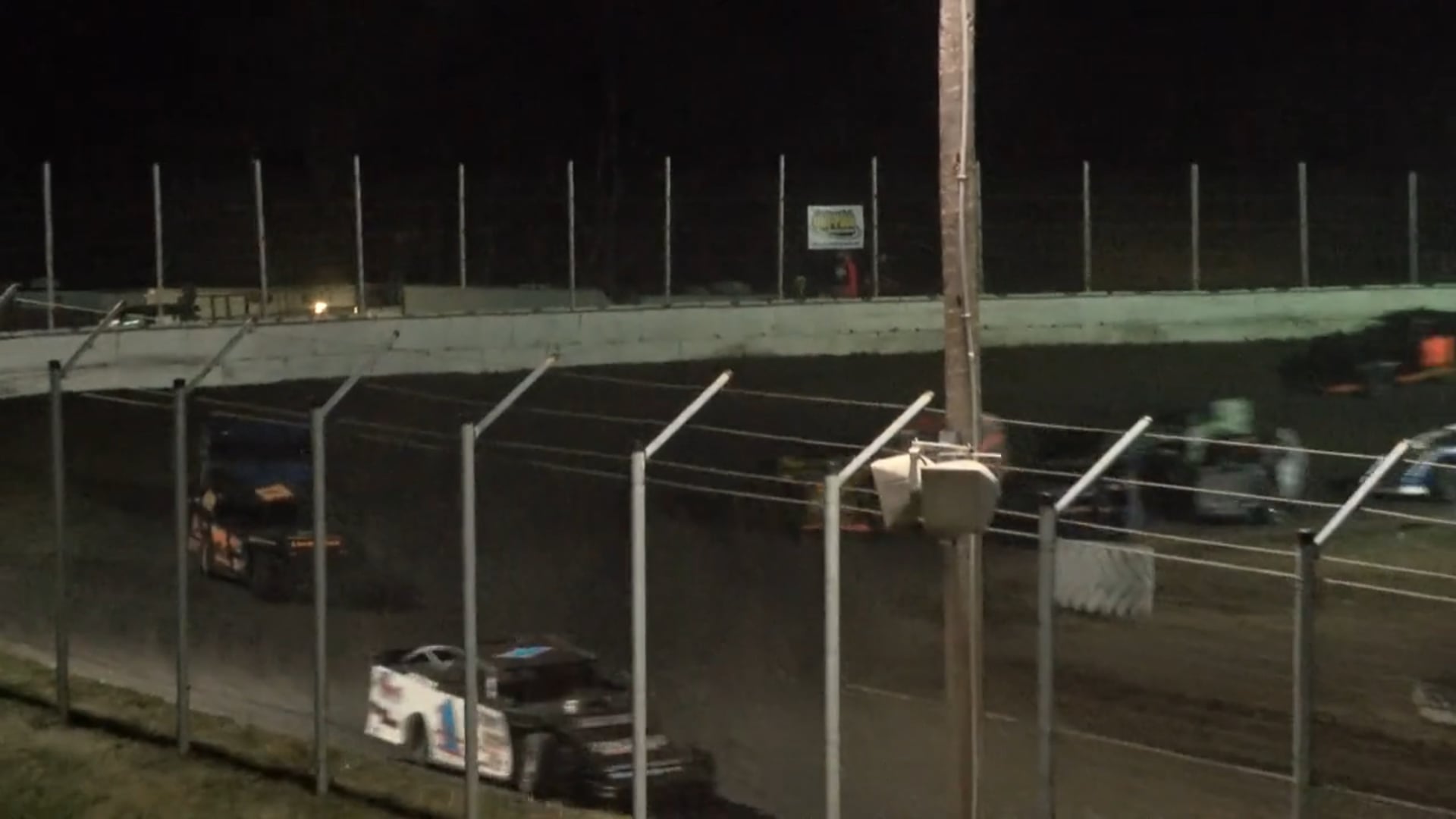 NASCAR Modified A-Main Humboldt Speedway 3/10/17