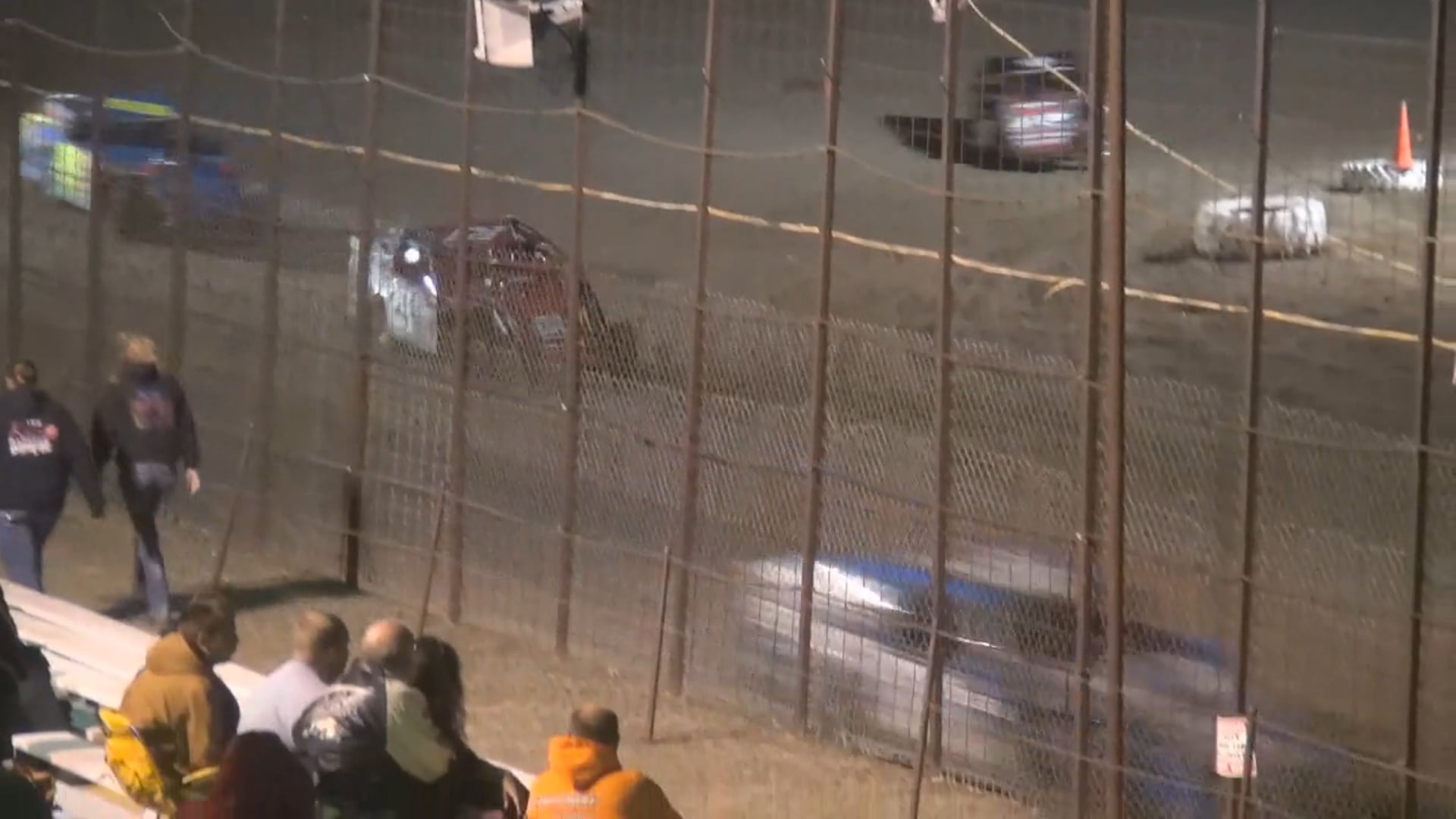 USRA Modifieds A-Main I-35 Speedway 9/26/15