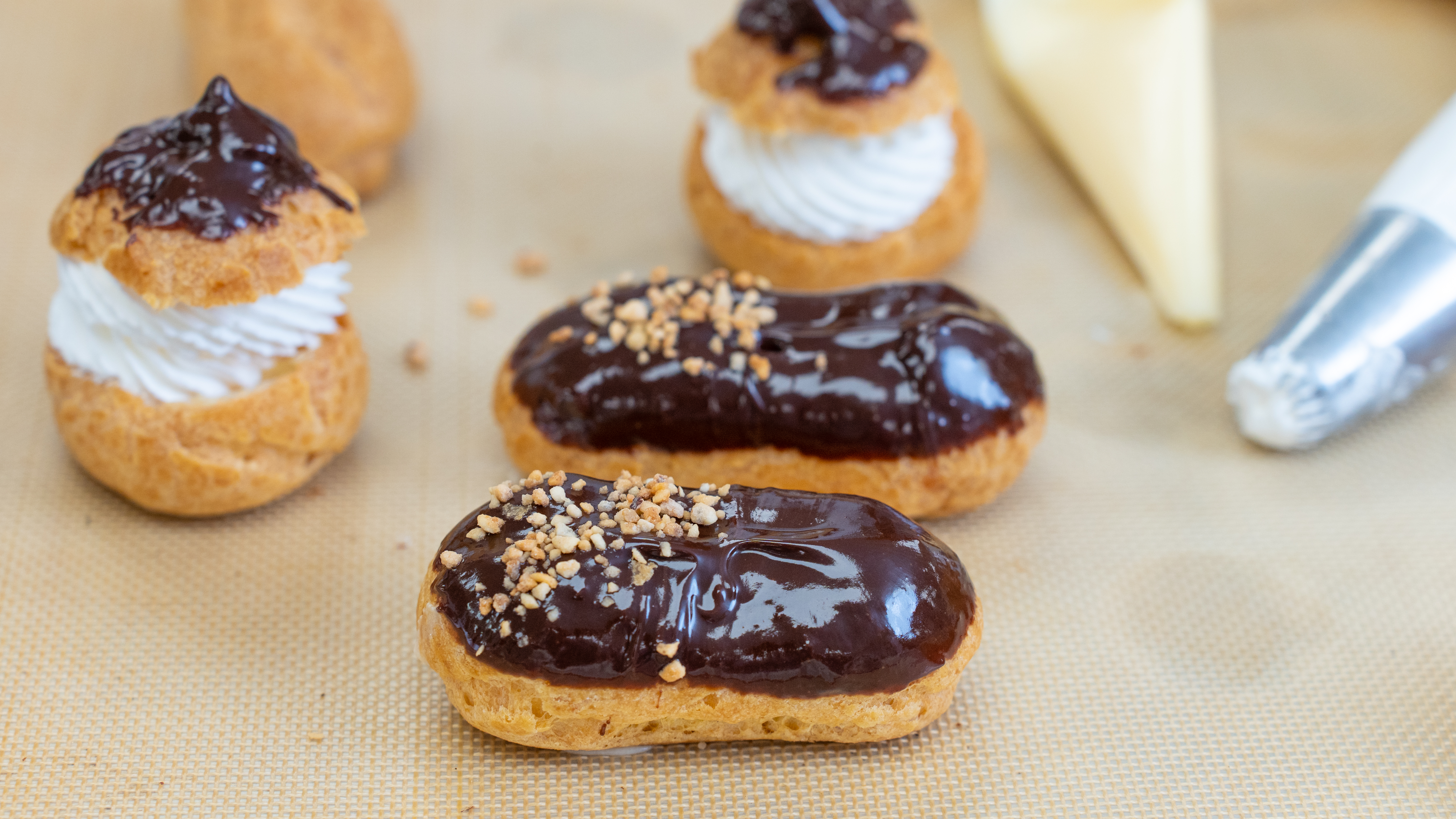 CHOCOLATE ÉCLAIR RECIPE 