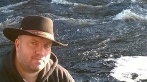 Shadow Cameran maailmankuva haastattelut