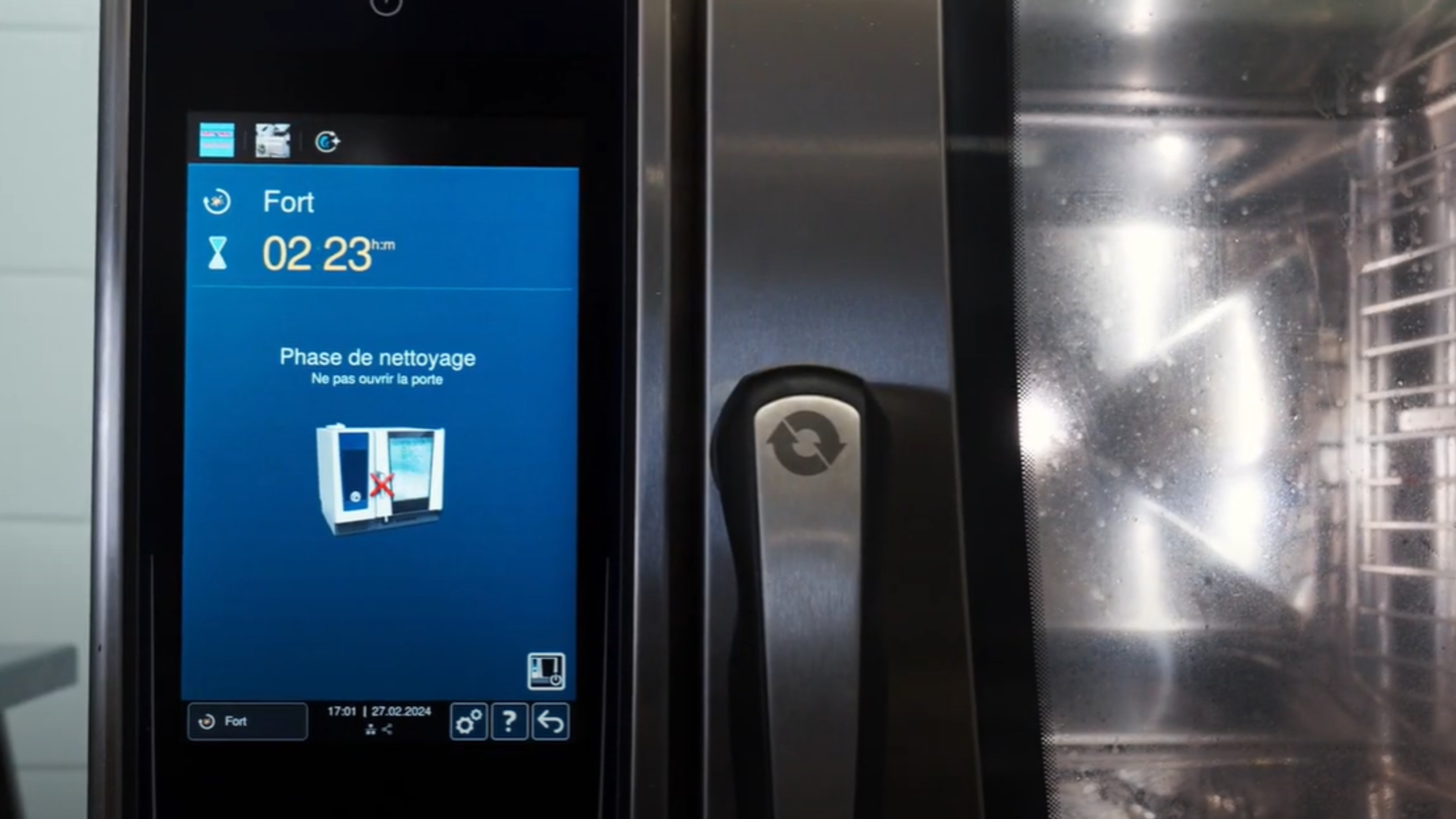 Nettoyage et entretien de votre four snacking iCombi Pro XS