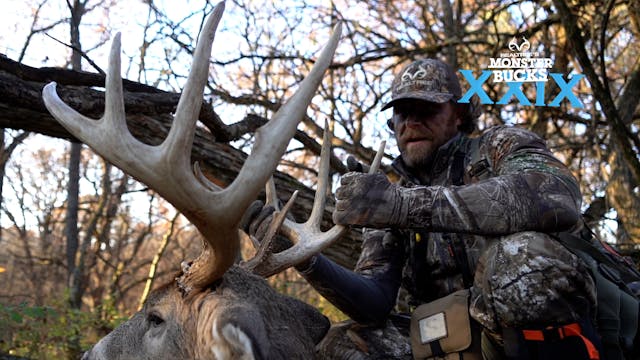 Matt Duff's Iowa Giant Buck | Monster...