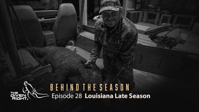 Late-Season Deer Hunting Action | Beh...