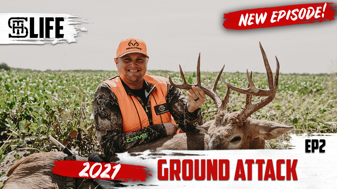 A Big-Buck Ground Attack | Small Town Life | Small Town Hunting