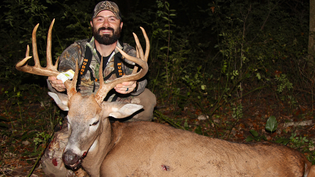 9-25-17: Public Urban Zone Trophy, Building Bridges | Midwest Whitetail