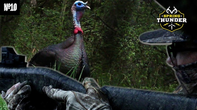 Beating the Storm to Thundering Gobblers | First Tennessee Bird | Spring Thunder