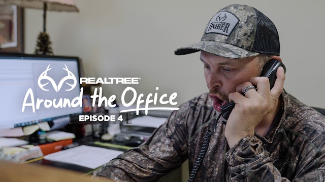 Michael Runs the Front Desk | Waddell Answers the Phones | Around the Office