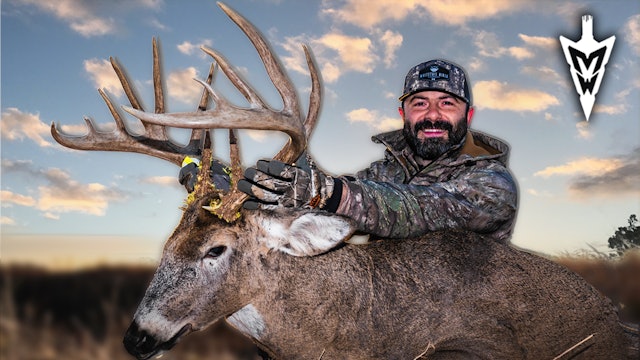 Rut-Crazed River Farm Buck | Best Bowhunting Strategies | Midwest Whitetail