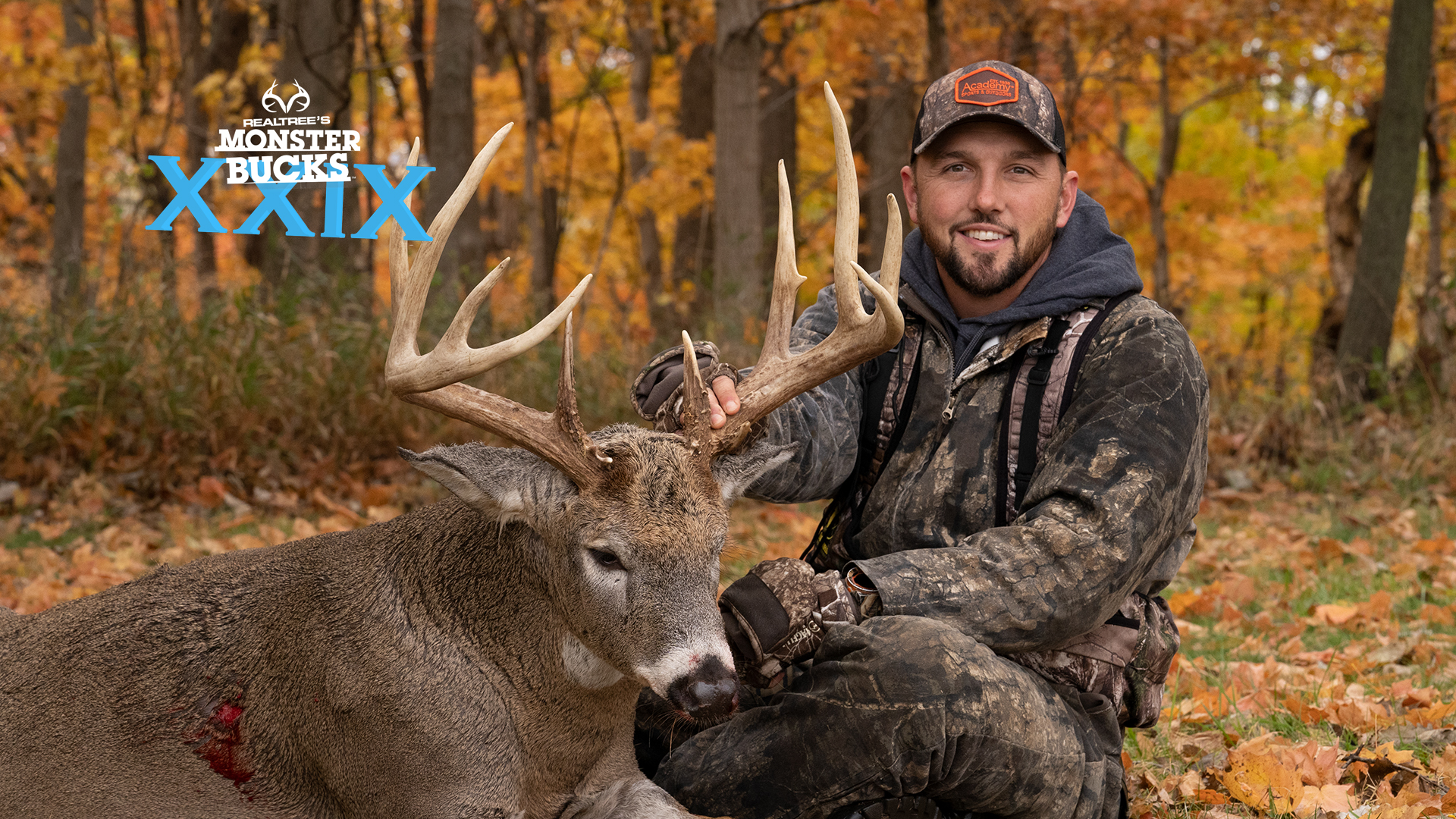 Mike Stroff's Nice Illinois Crossbow Whitetail | Monster Bucks 2021