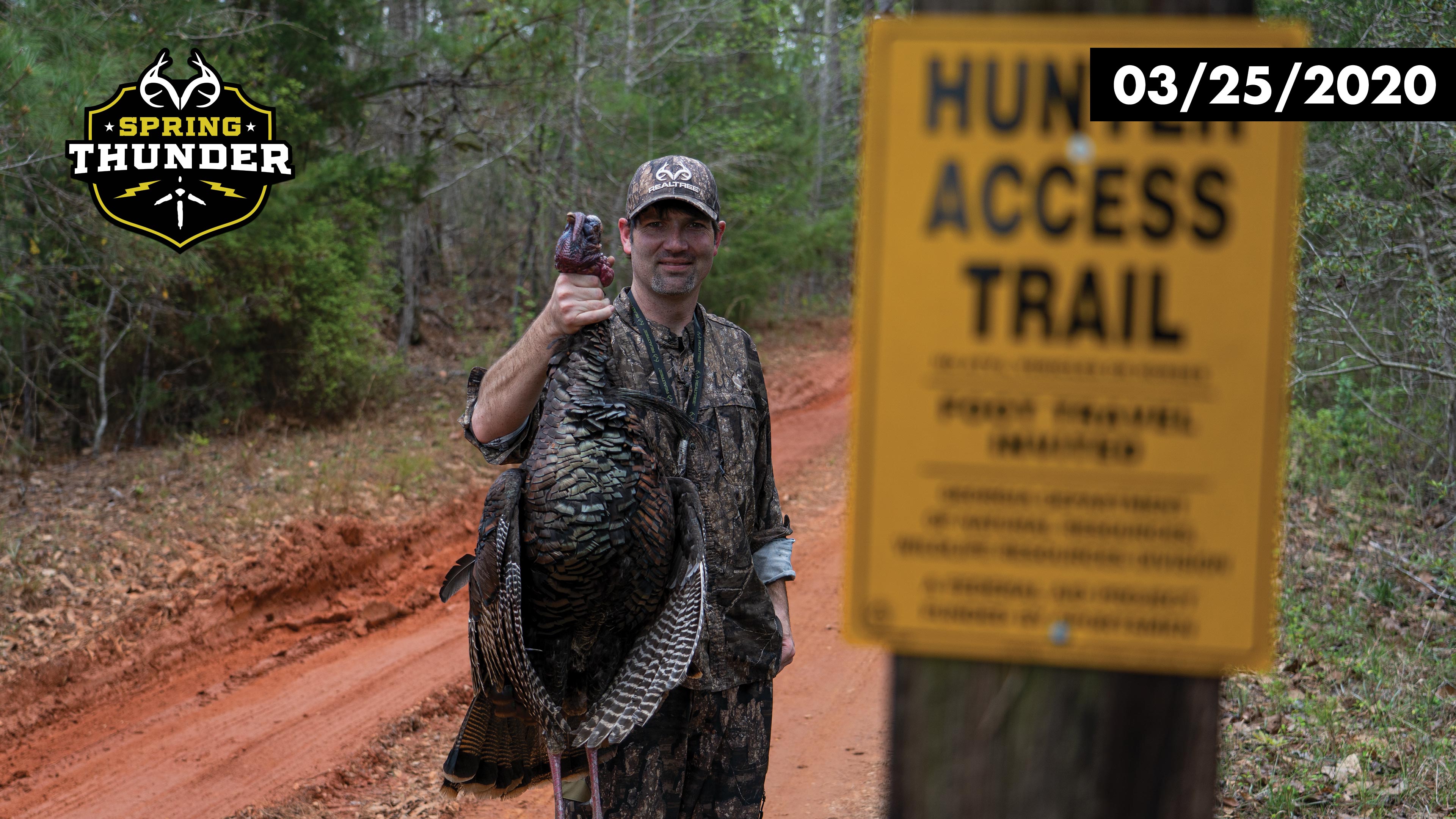 Georgia Public-Land Gobbler | Midday Longbeard Luck | Realtree Spring Thunder