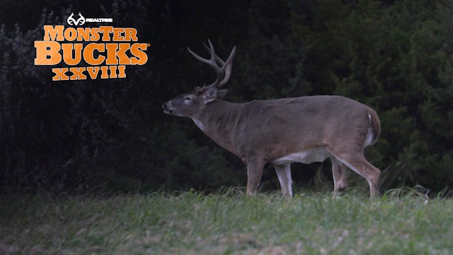 Travis "T-Bone" Turner's Incredible Kansas Bow Buck | Realtree's Monster Bucks