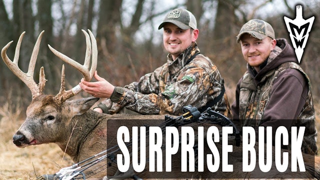 12-24-18: Late Season Surprise Buck | Midwest Whitetail
