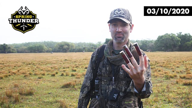 3 Gobblers, 6 Steps | Hunting with th...