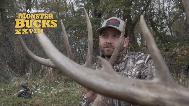 Jared Mills' Iowa Archery Whitetail in the Snow | Realtree's Monster Bucks