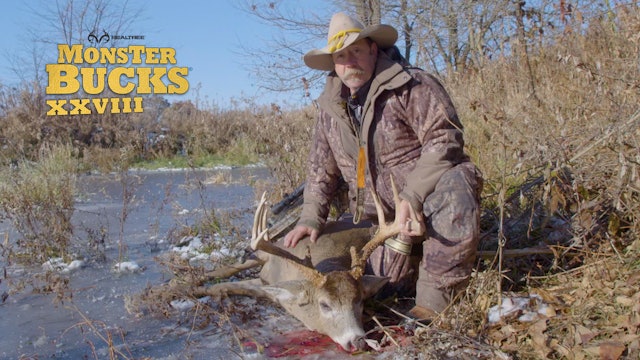 Uncle Randy's Long-Tined Illinois Crossbow Tank | Realtree's Monster Bucks