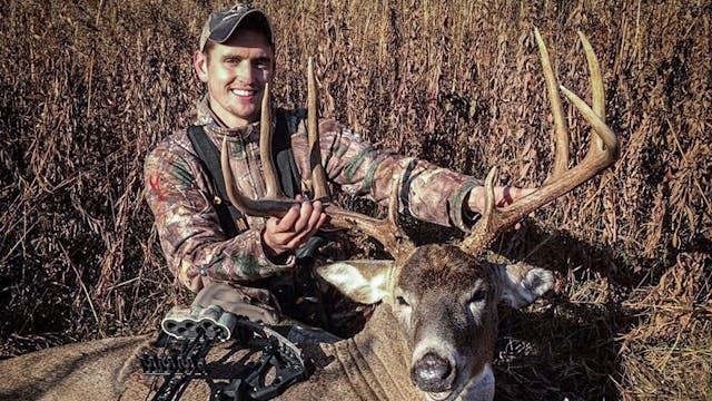 S2E14: 160″ Eight Point Bow Kill, Tra...