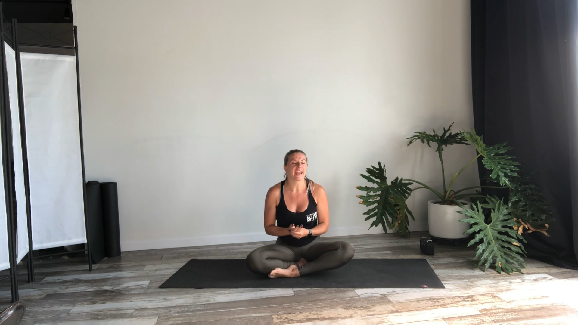 Full Moon: Kali mudra and inner strength w| Tasia