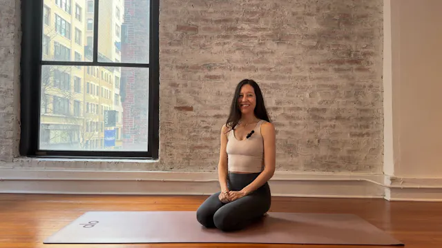 16. Active Hip Mobility: Finding Rang...