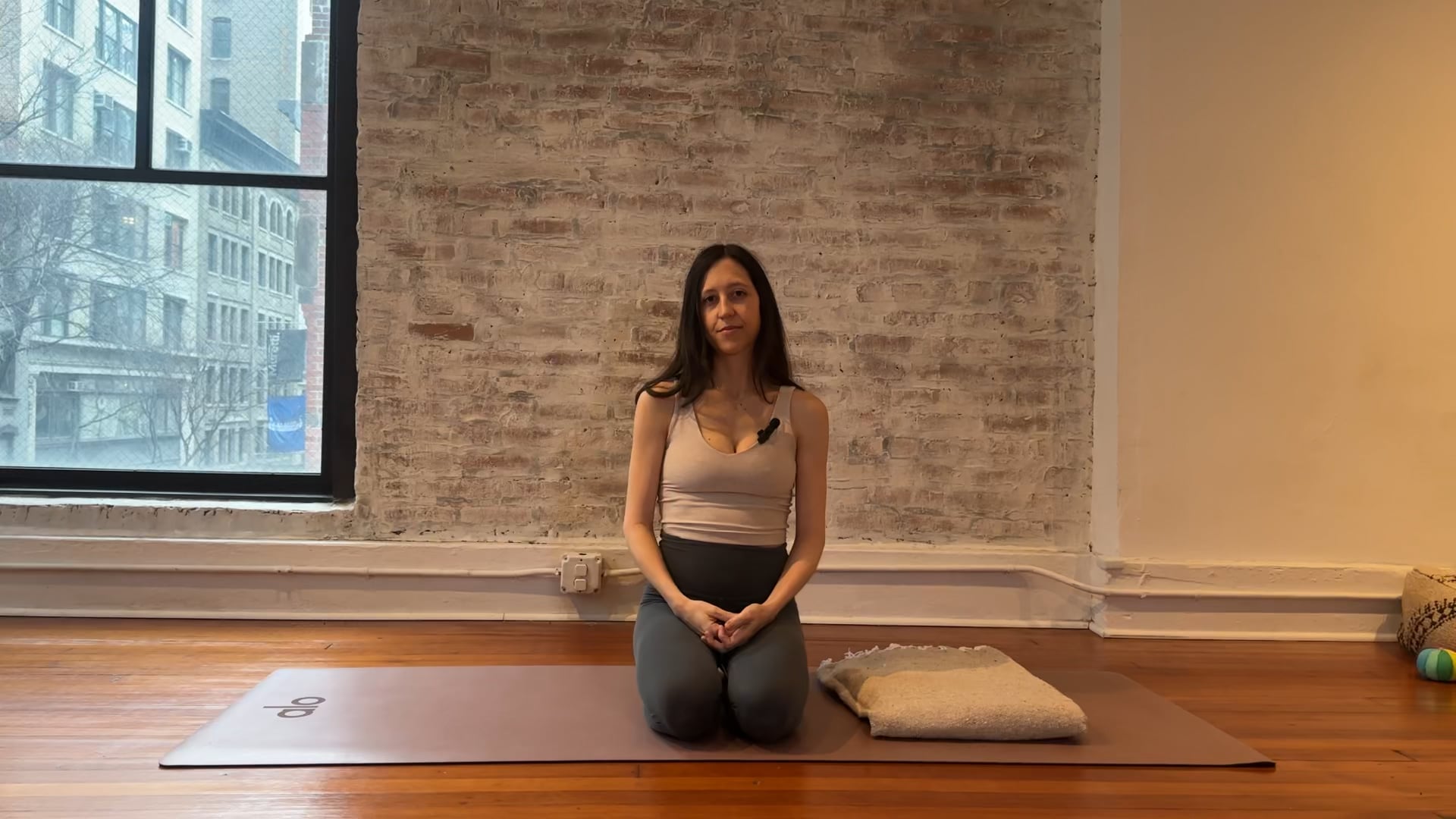 27. Core Strength: Neutral and Curl