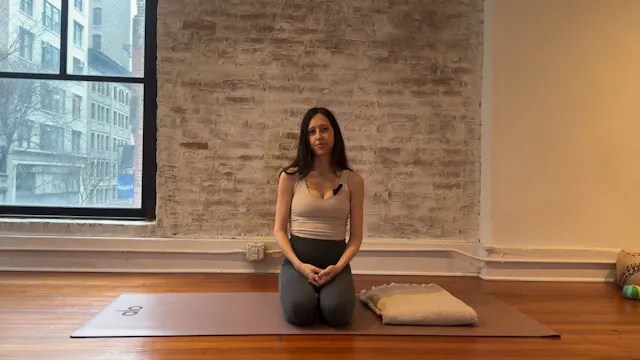 27. Core Strength: Neutral and Curl