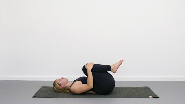 Wind relieving pose - Yogipedia